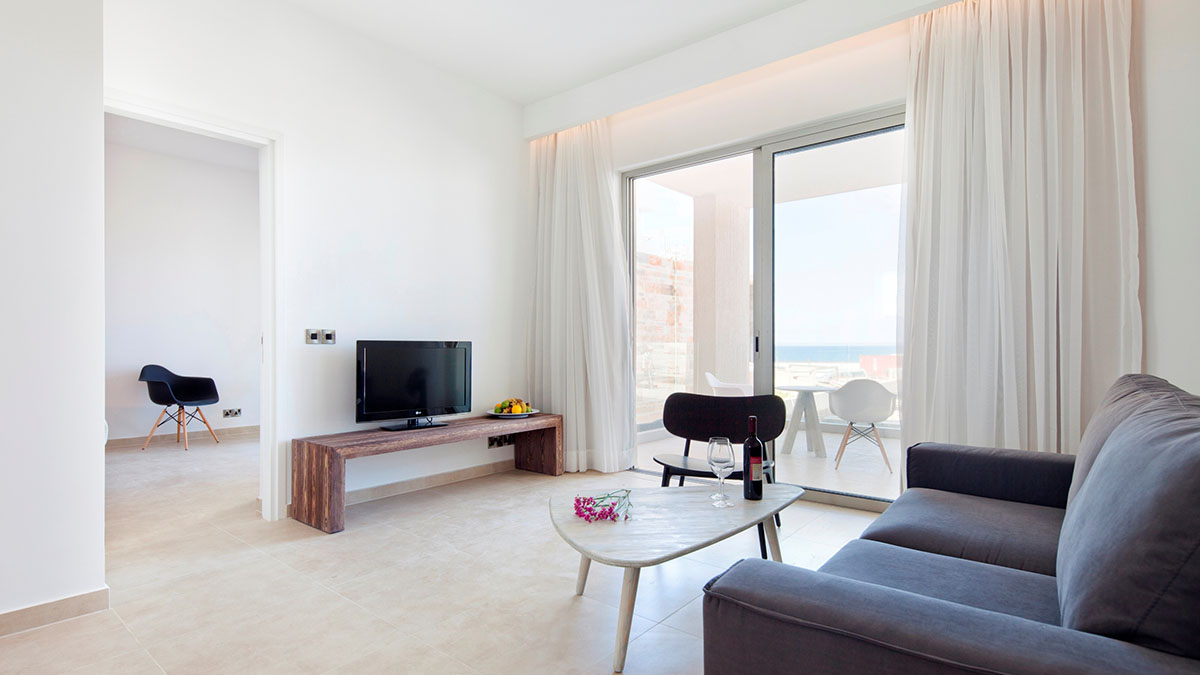 One Bedroom Suite Sea View 